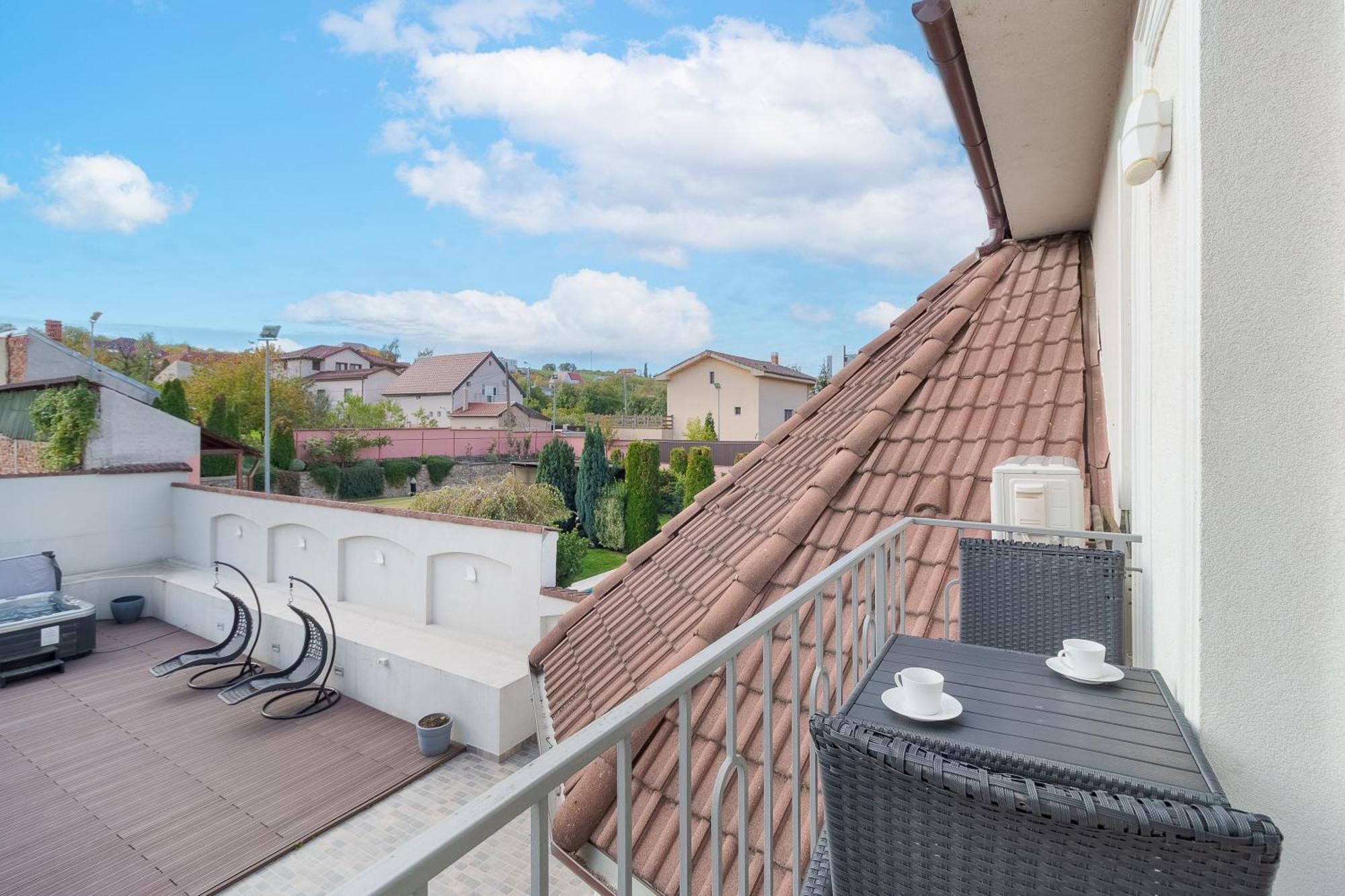 Dozsa Residence Oradea Zimmer foto